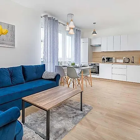 Bm W Centrum Szczecina Hotel 3*